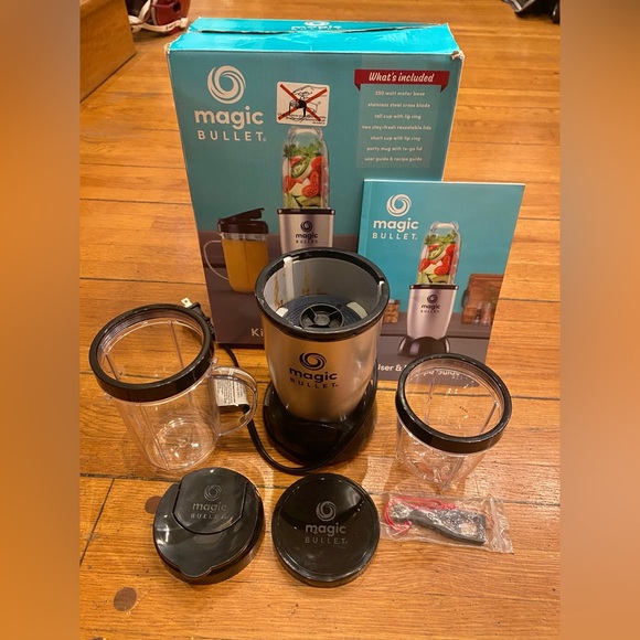 NEW Nutribullet Blender Personal Blender chop blend whip crush mix Nutri Bullet - Picture 1 of 10